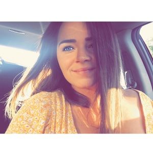 Meet your Posher, Megan